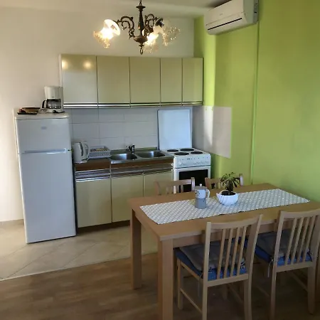 Apartment With A Parking Space Kampor, Rab - 17034 *